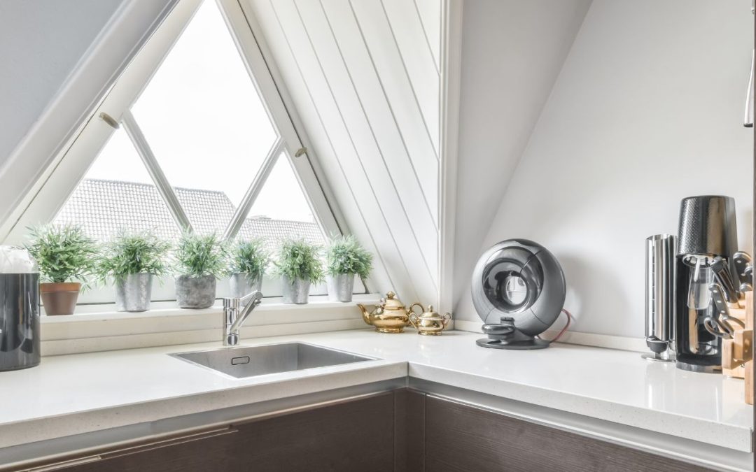 10 Kitchen Window Ideas