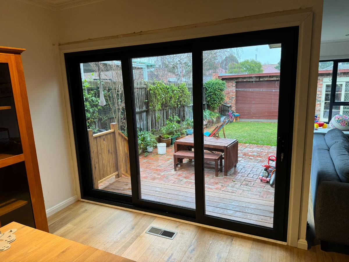 double sliding door (1)